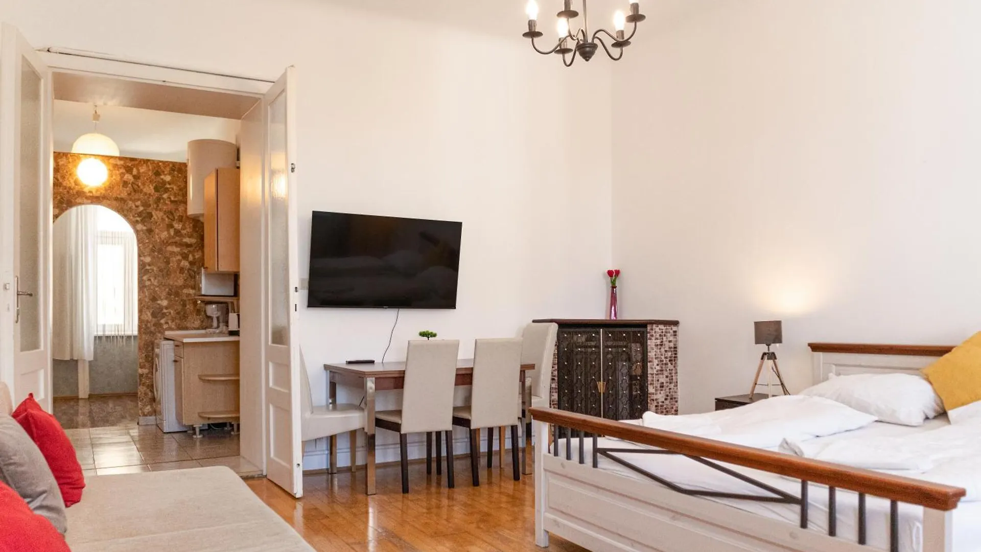 Spacious 2Br Shared Apt, Ideal For Long Stays In Vienne Appartement